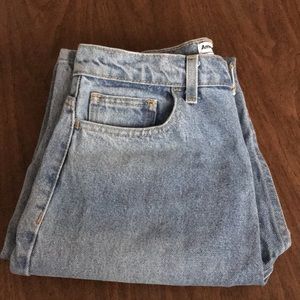 American Apparel Mom Jeans “The High-Waist Jean”